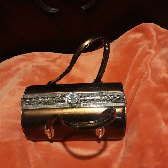 Purse - Picture 2 of 3